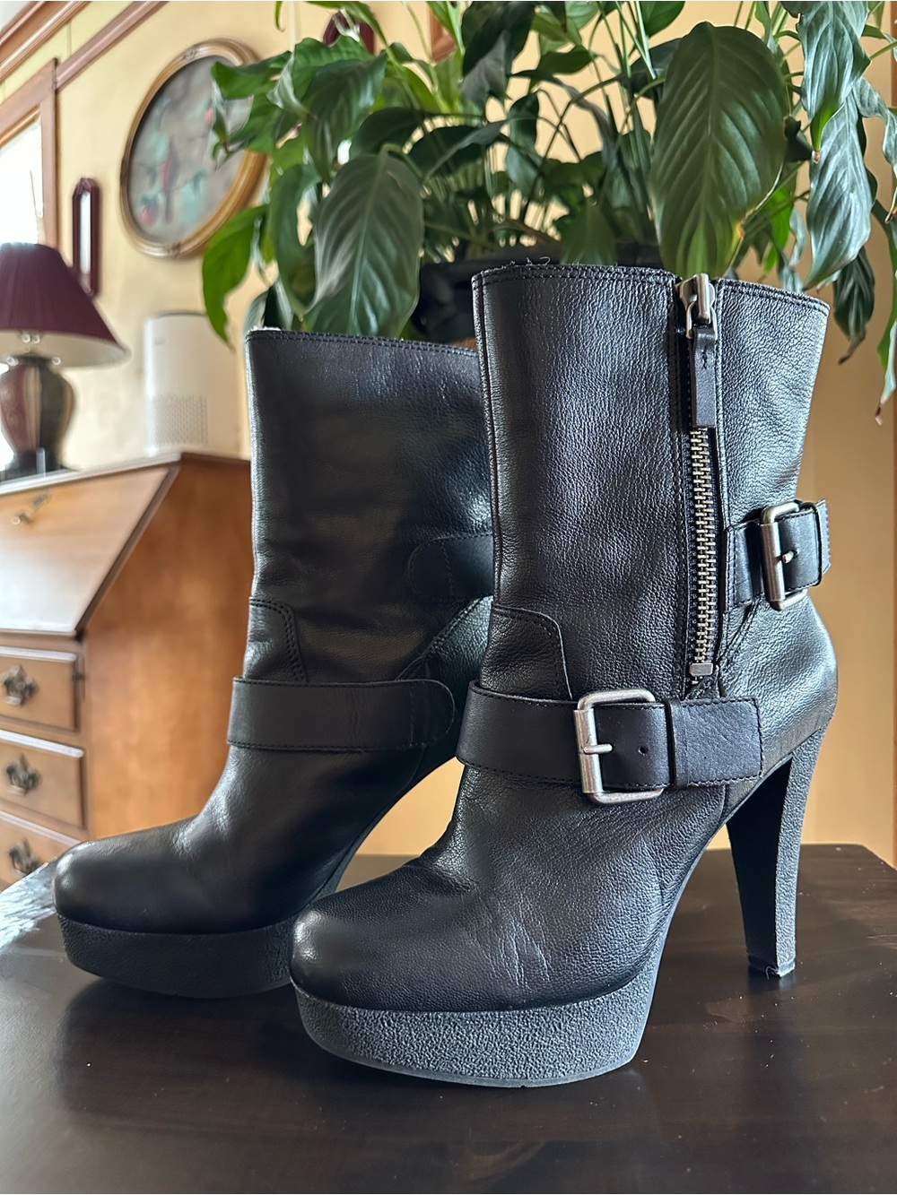 Nine West Black Leather Heel Boots Women’s Size 7.5 NWireesh